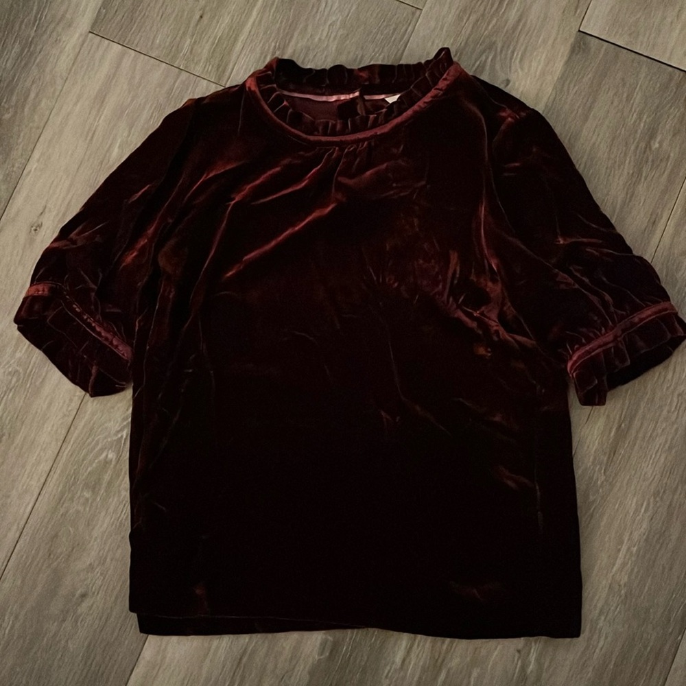 Boden wine velvet top. Size 12.
